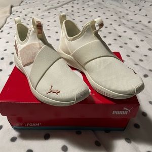 Ladies Puma Prowl Slip-on Animal Running Shoes